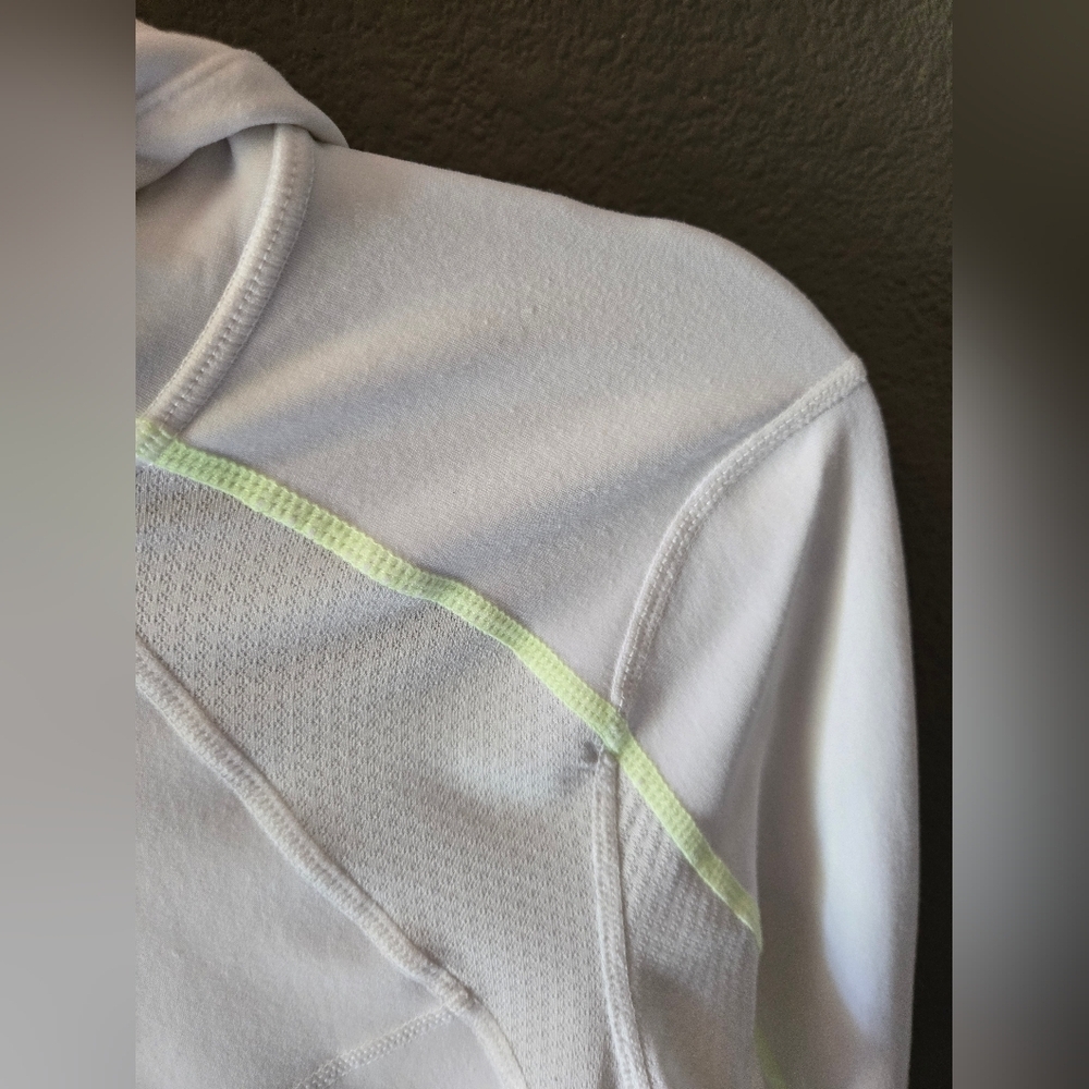 Lululemon Hoodie 3/4 Zip Front Back Pocket 4 Summer Travel Packable Run Outdoors - Picture 12 of 12